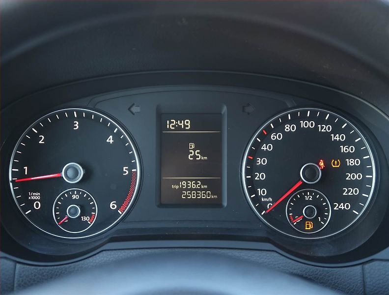 Volkswagen Sharan (2012) 2.0 TDI, 7 míst, Serv.kniha - fotka 11 z 18