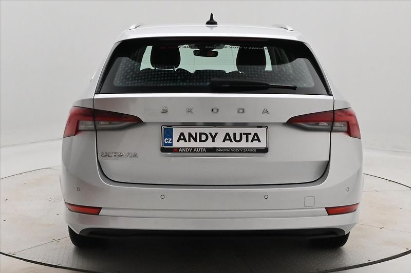 Škoda Octavia 2,0 TDI 110 kW DSG STYLE Záruk - fotka 6 z 31