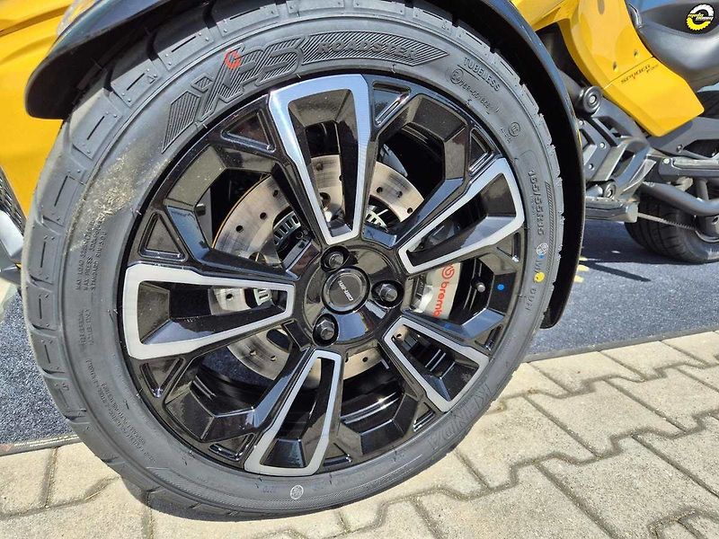 Can-Am Spyder F3-S (2026) MY2026 - fotka 15 z 20
