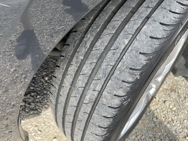 Volkswagen Golf 2.0TDi DSG HIGHL-NEHAV-Dph-ČR! - fotka 14 z 40