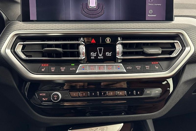 BMW X3 xDrive20d - fotka 20 z 26