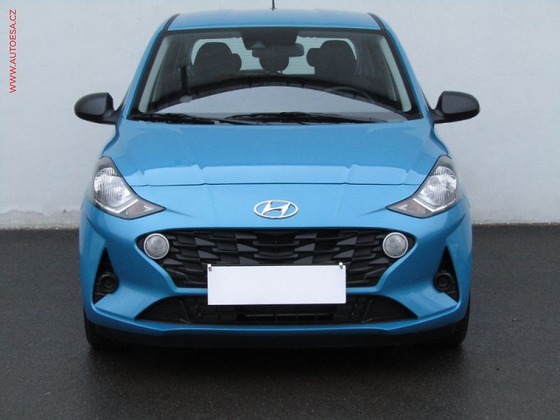 Hyundai i10 (2021) 1.0 MPi, Navi, kamera, +kola - fotka 2 z 3