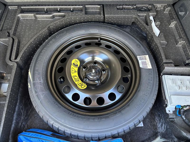 Ford Kuga 1,5 EcoBoost  111kW ST-Line X - fotka 14 z 49