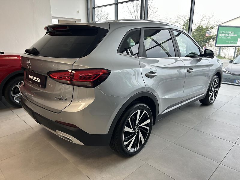 MG ZS (2026) HEV 145kW Exclusive - fotka 6 z 8