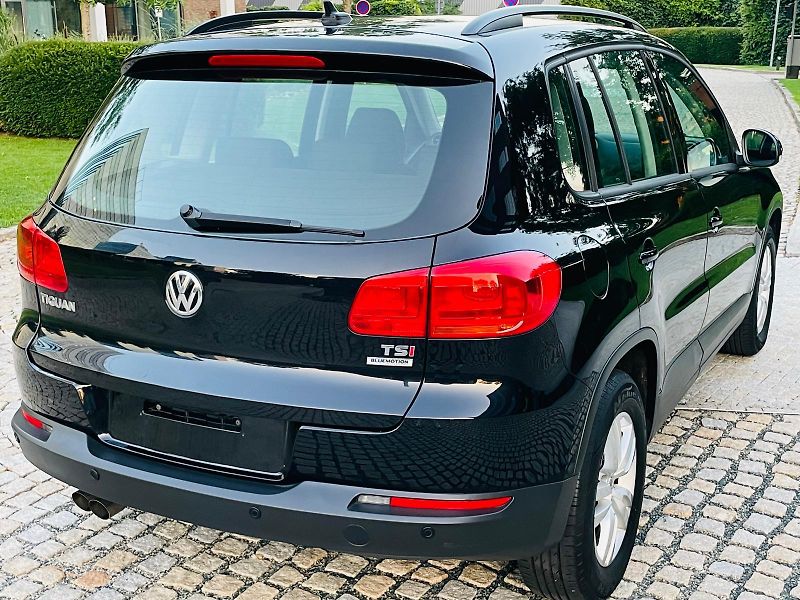 Volkswagen Tiguan 1.4TSI MANUÁL SERVISKA SENZORY - fotka 12 z 45