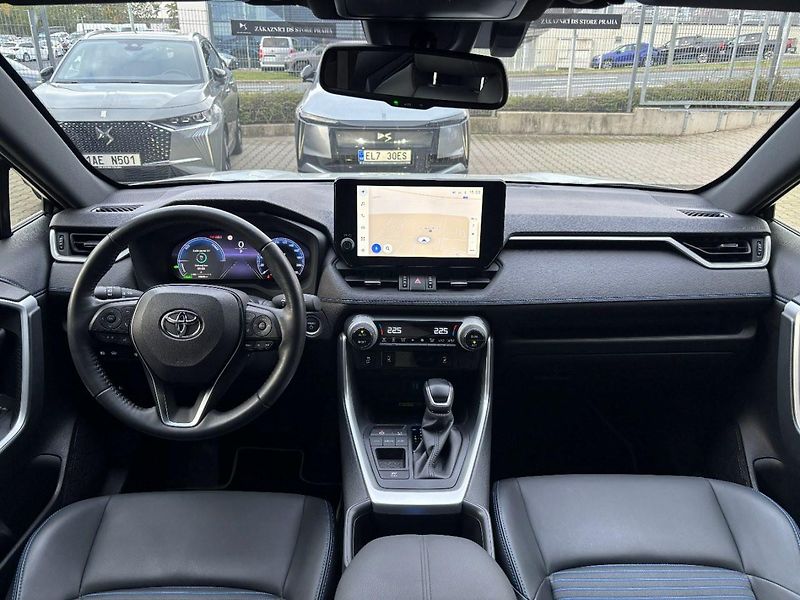 Toyota RAV4 SELECTION 2.5 Hyb. 160 kW - fotka 2 z 29
