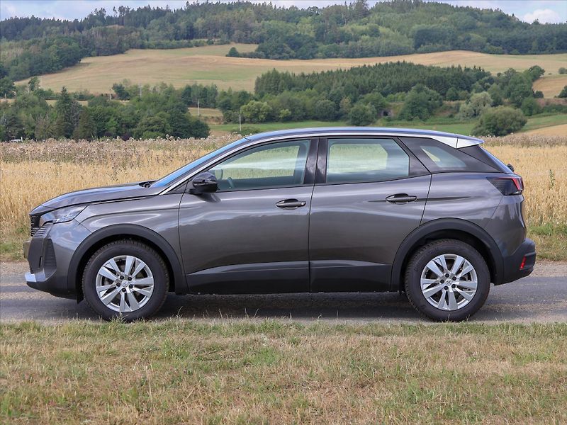 Peugeot 3008 1,2 96kW Active Pack DPH CZ - fotka 4 z 30