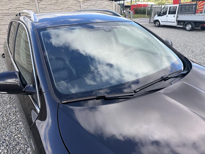 Škoda Superb 2.0TDi 170PS 6R 4x4 0% KOROZE! - fotka 69 z 157