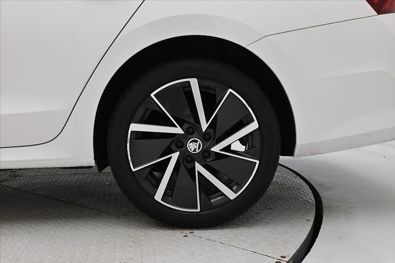 Škoda Octavia 1,4 TSI iV 110 kW DSG Ambition - fotka 30 z 30