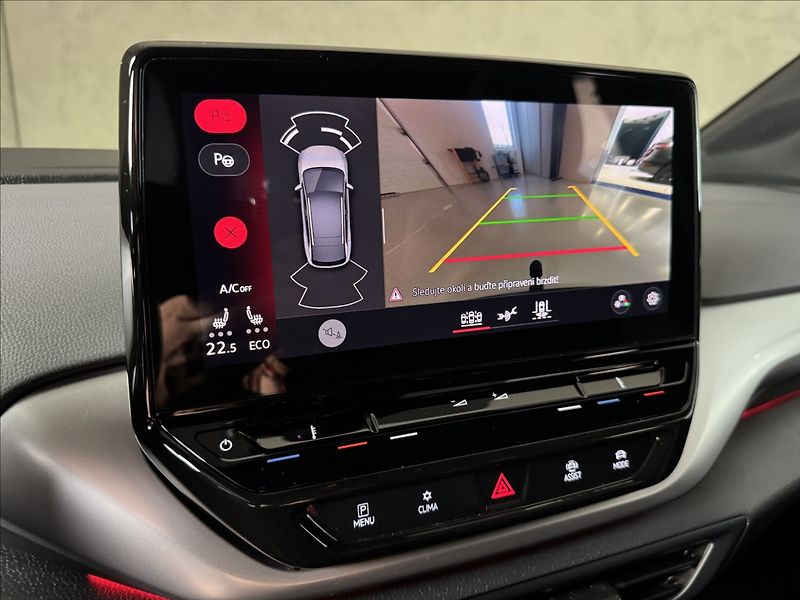 Volkswagen ID.4 Pro IQ Light Assist Kamera - fotka 35 z 48