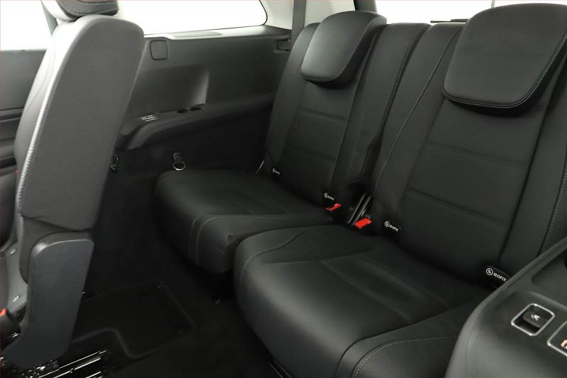 Mercedes-Benz GLS (2025) 350 d 4MATIC, 7 MÍST - fotka 14 z 31