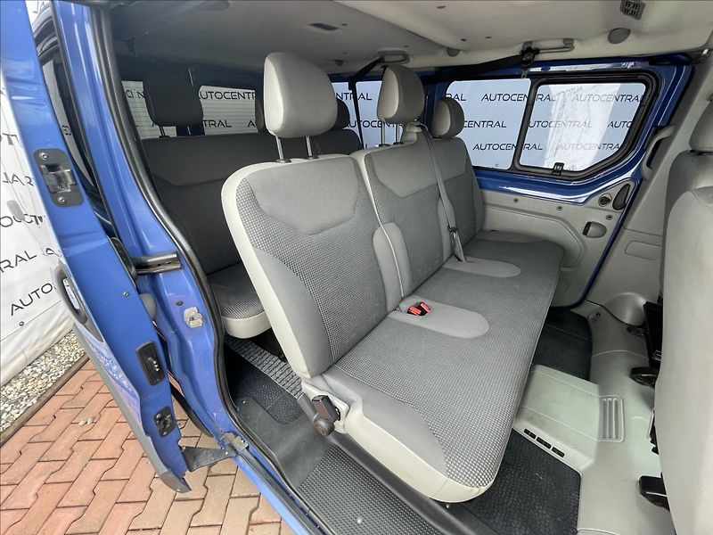 Opel Vivaro 2,5 D,107kW,8míst,po servisu,L - fotka 19 z 23