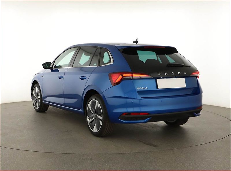 Škoda Scala (2025) 1.0 TSI, Drive, Matrix FullLed - fotka 4 z 16
