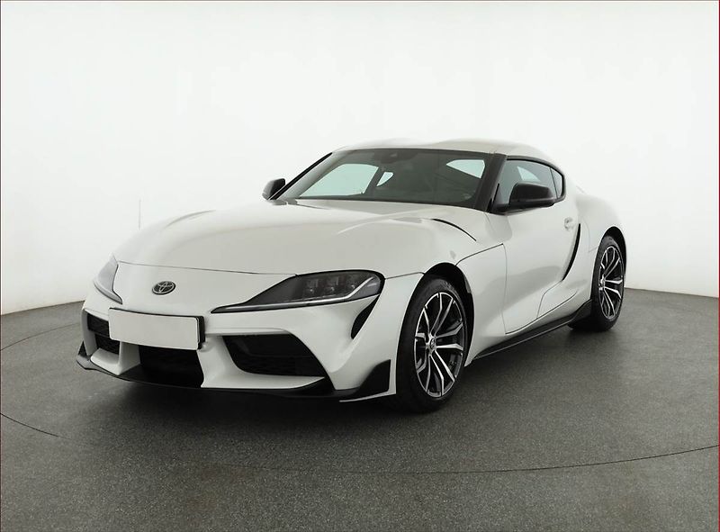 Toyota Supra (2024) 2.0 Turbo - fotka 2 z 19