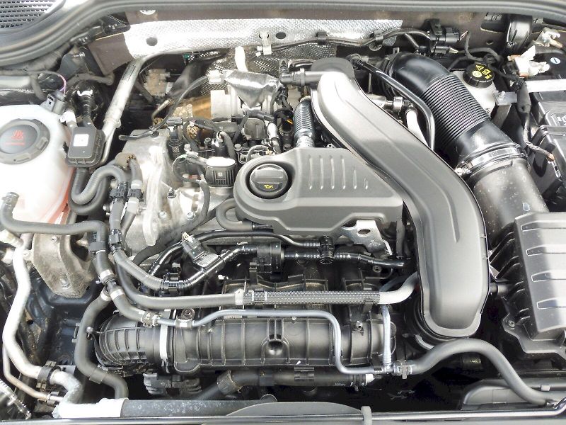 Volkswagen Golf (2025) People 1,5 TSI 85kW - fotka 26 z 26