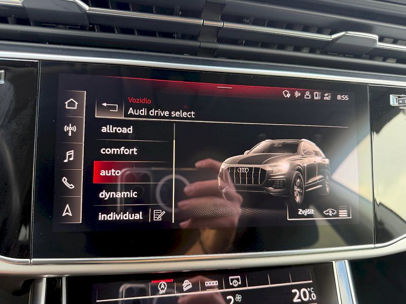Audi Q8 (2021) 45 TDI 170kW Quattro - fotka 17 z 35