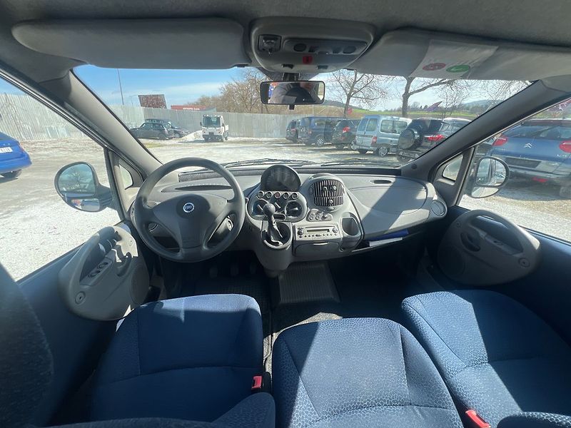 Fiat Multipla 1.9 JTD - fotka 6 z 14