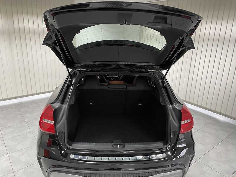 Mercedes-Benz GLA 220 CDi 4M AT ČR 1.MA.SERVISKA - fotka 24 z 24