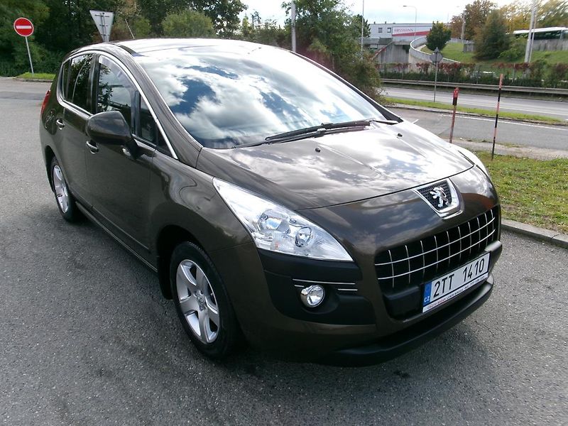 Peugeot 3008 (2010) 1.6 HDi KOUPENO ČR - fotka 4 z 12