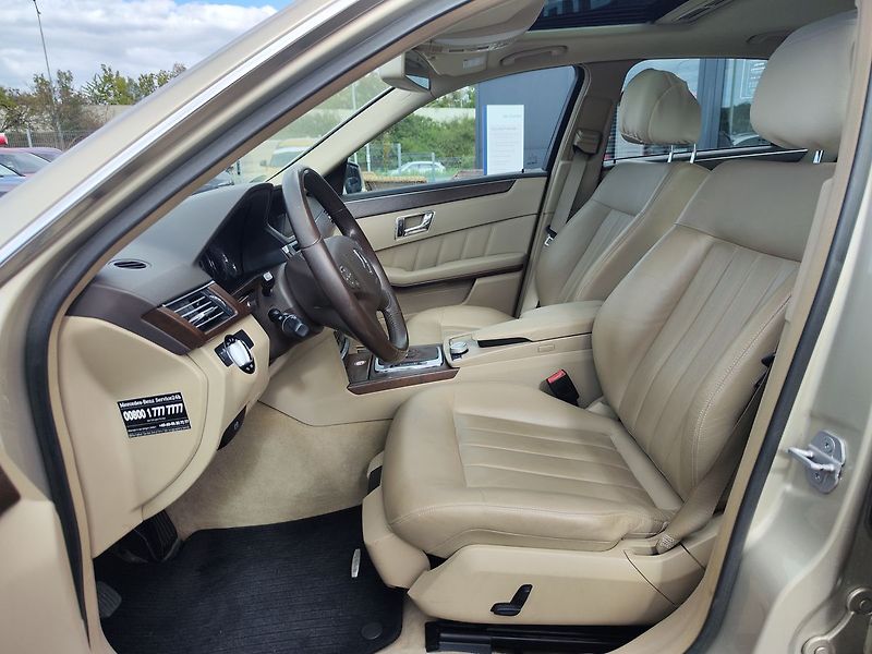 Mercedes-Benz Třídy E E250 CDI/150kW Elegance AT - fotka 13 z 33