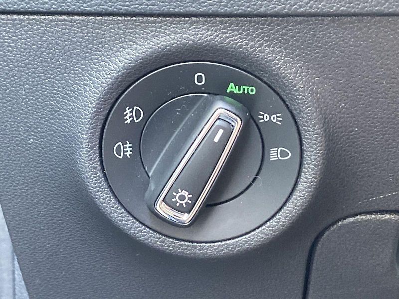 Škoda Karoq (2022) 1.5 TSI DSG Style + - fotka 21 z 31