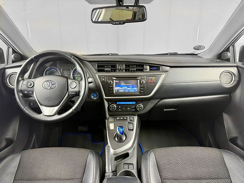 Toyota Auris 1.8 HYBRID e-CVT TS STYLE, KEY - fotka 8 z 18