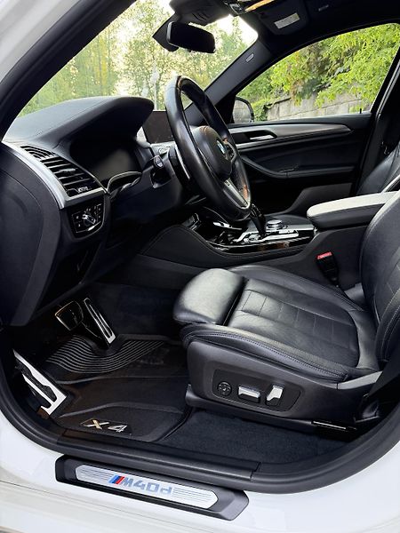 BMW X4 3.0 M40d - fotka 6 z 19