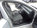 Volkswagen Passat 2.0 TDI 110 kW NAVI, 1.MAJITEL - náhled 10