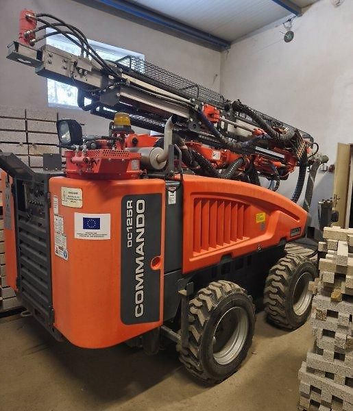 Ostatní (2015) Sandvik 125 (3.2t vrtačka - fotka 2 z 9