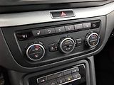 Volkswagen Sharan (2014) 2.0 TDI, Kůže, Navi, Bi-Xenony - náhled 17