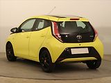 Toyota Aygo (2017) x-cite 1.0 VVT-i, ČR,1.maj - náhled 3