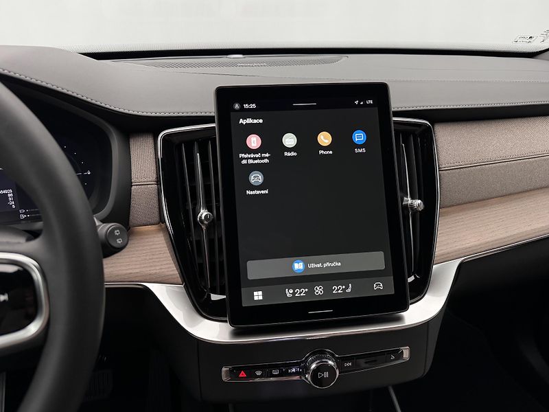 Volvo XC90 (2026) T8 AWD Plug-in DARK PLUS 7m - fotka 8 z 25