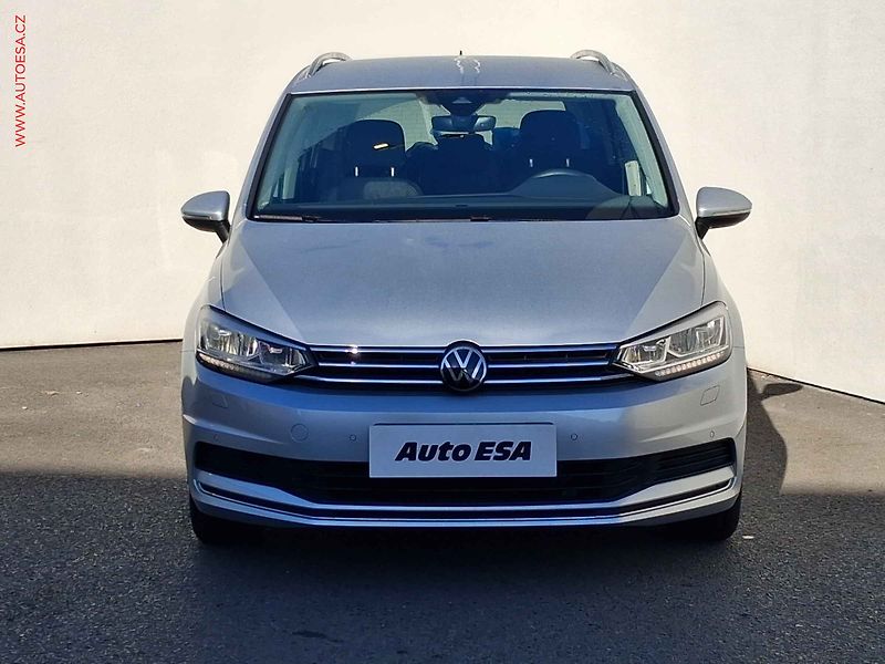 Volkswagen Touran (2023) 1.5 TSi, Move, LED, navi, - fotka 2 z 21