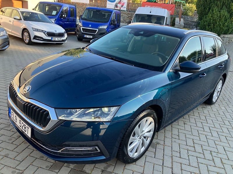 Škoda Octavia (2023) iV 1.4TSI 150 STYLE DSG 34TKM - fotka 11 z 43