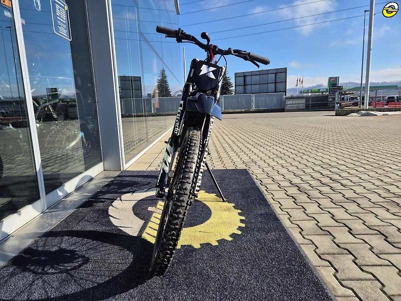Kuberg Freerider (2020) - fotka 9 z 16