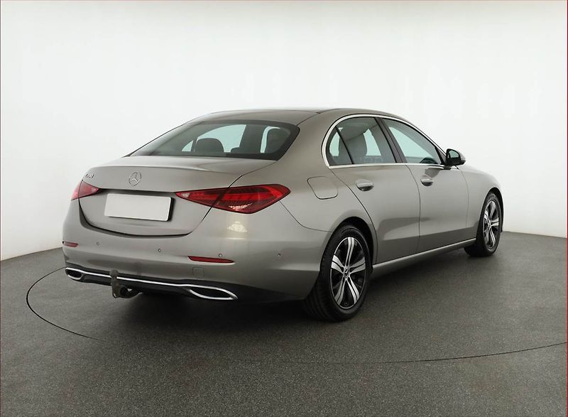 Mercedes-Benz Třídy C (2022) C 200 - fotka 5 z 21