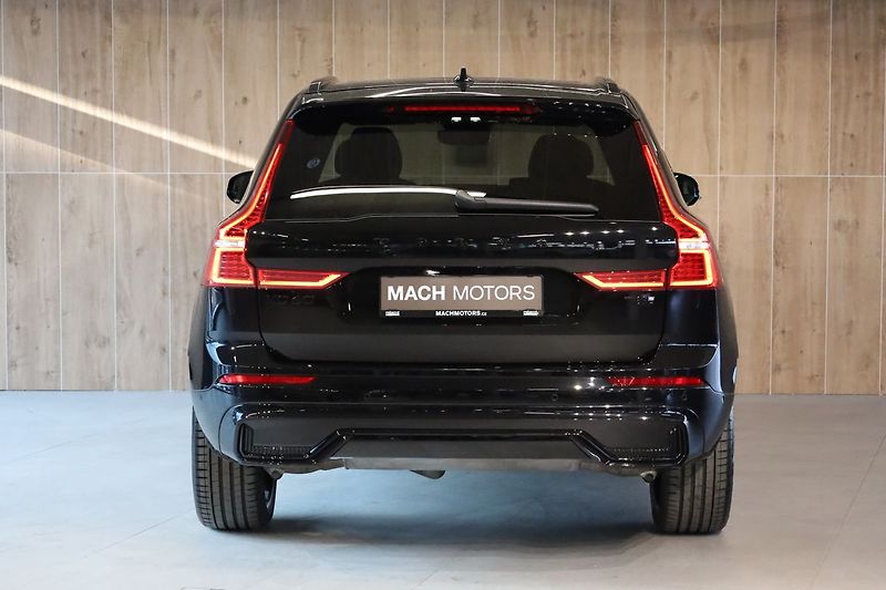 Volvo XC60 T8 PLUS Black Edition, 360°,HK - fotka 5 z 34