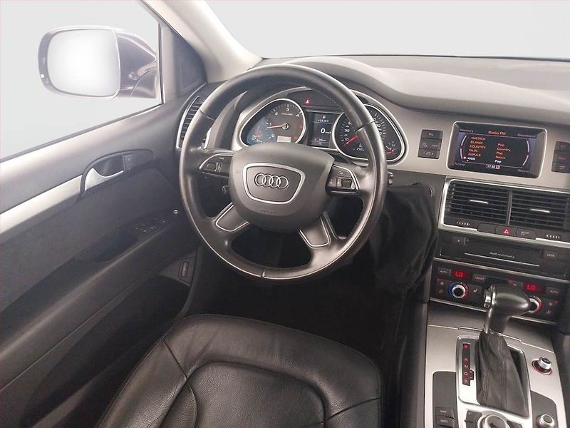 Audi Q7 (2011) 3.0 TDI, 4X4, Automat, 7 míst - fotka 7 z 25