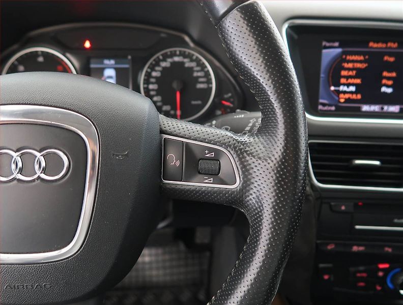 Audi Q5 (2012) 2.0 TDI, 4X4, Automat, Navi - fotka 20 z 24