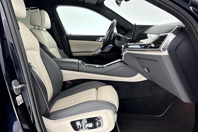 BMW X6 xDrive30d - fotka 17 z 36