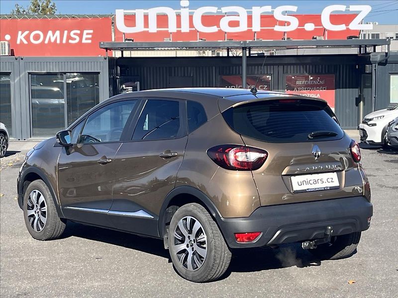 Renault Captur 1,2 TCe  Life - fotka 7 z 19