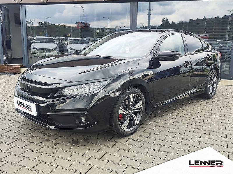 Honda Civic 1.5 i-VTEC/134kW Executive - fotka 1 z 38