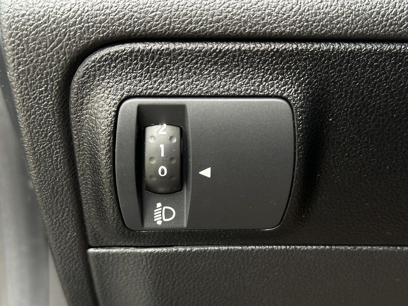 Renault Mégane 1.3TCe 85kW Limited 2Z.KLIMA M - fotka 13 z 37