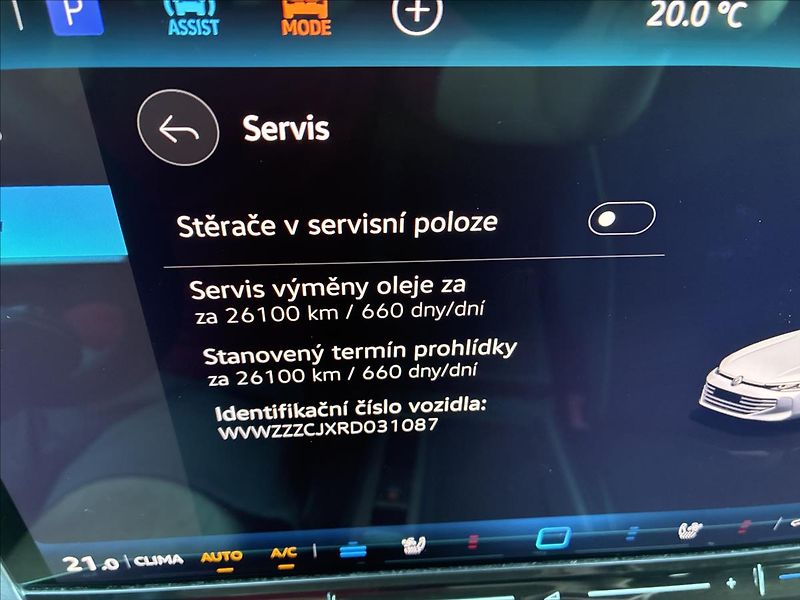 Volkswagen Passat 2,0 TDI IQ-LIGHT KAMERA 360 - fotka 33 z 33