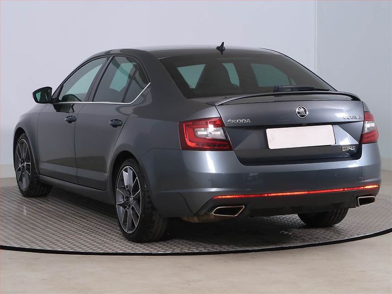 Škoda Octavia (2017) RS 2.0 TDI, Automat, ČR,1.maj - fotka 4 z 21