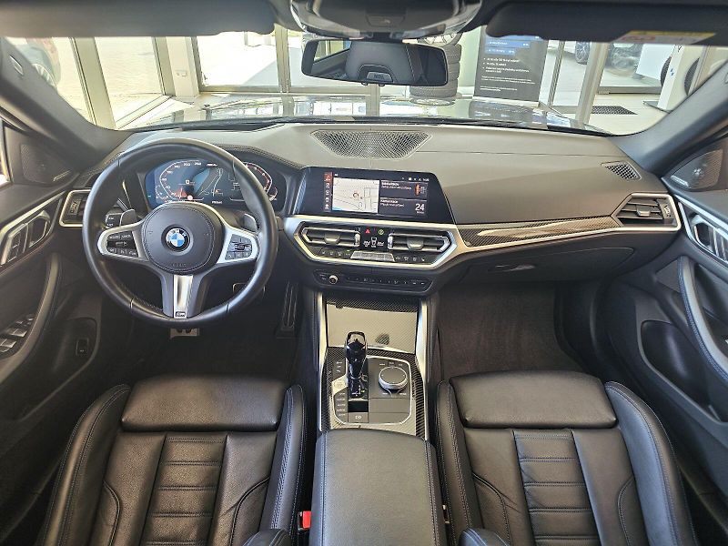 BMW Řada 4 M440i xDrive - fotka 19 z 36