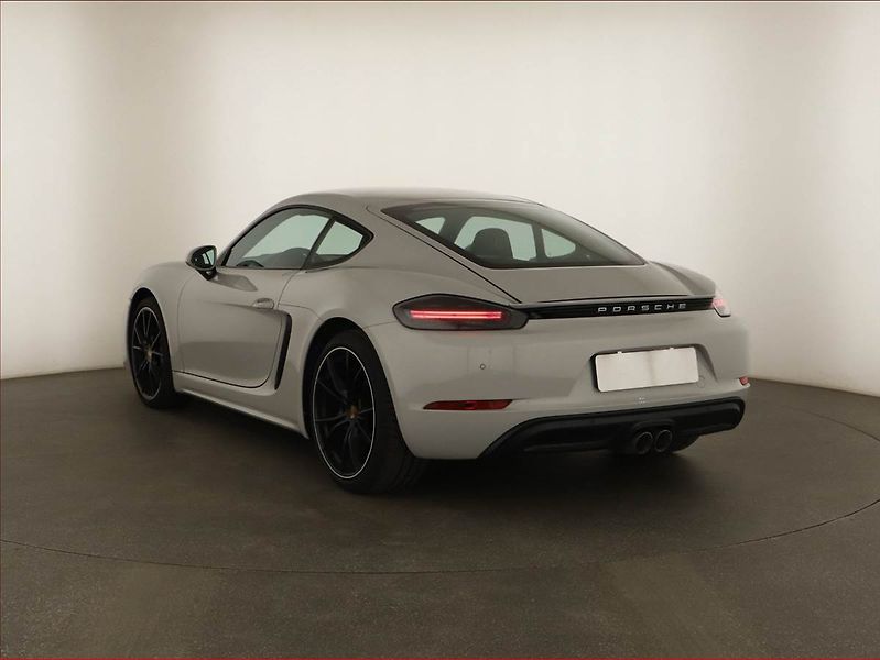 Porsche Cayman (2019) 718 2.0 - fotka 4 z 18