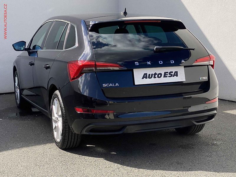 Škoda Scala (2020) 1.0 G-TEC, ČR, Style, LED - fotka 6 z 18
