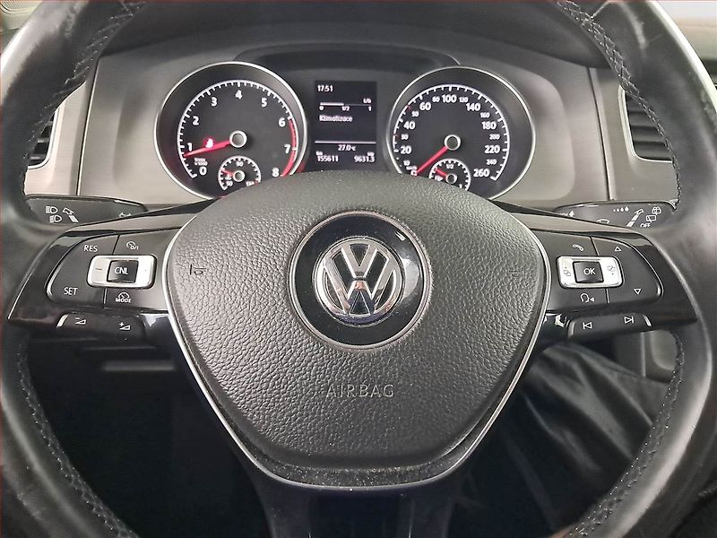 Volkswagen Golf (2013) 1.4 TSI, Tempomat - fotka 17 z 18