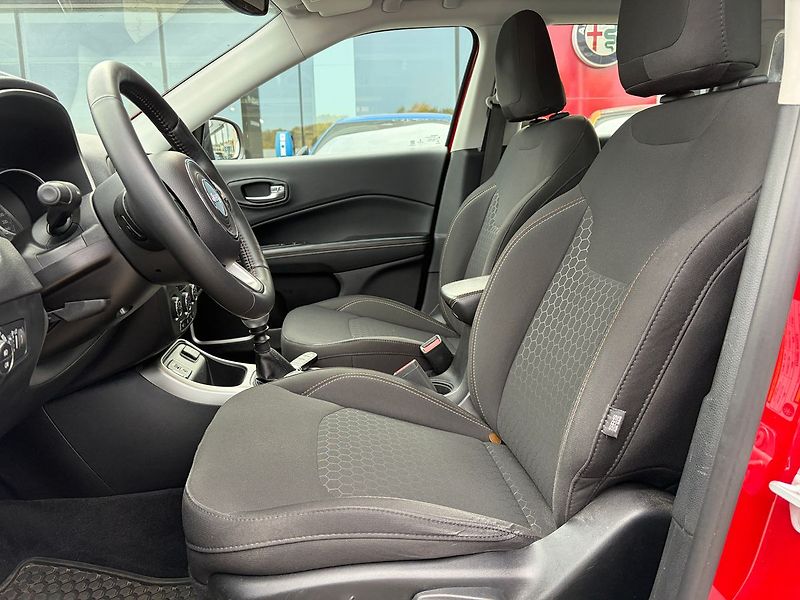Jeep Compass - fotka 6 z 9
